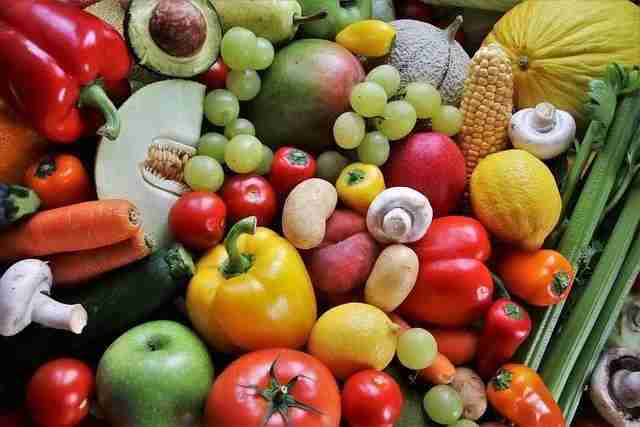fruit-5532363_640_11zon nutrición vegetariana